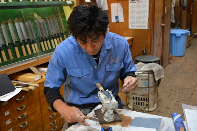 fabricando un cuchillo japonés